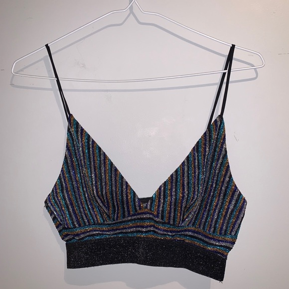 Cute crop top - Picture 2 of 2